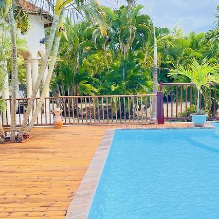 La Villa Emeraude 04 Etoiles Сен Франсоа Екстериор снимка